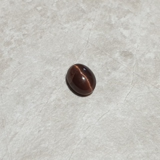 Skapolit kocie oko kaboszon 9x7 mm nr 212