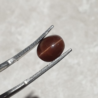 Skapolit kocie oko kaboszon 9x7 mm nr 273