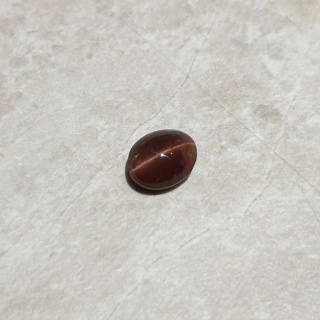 Skapolit kocie oko kaboszon 9x7 mm nr 274