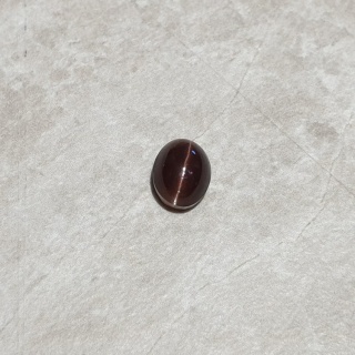 Skapolit kocie oko kaboszon 9x7 mm nr 275