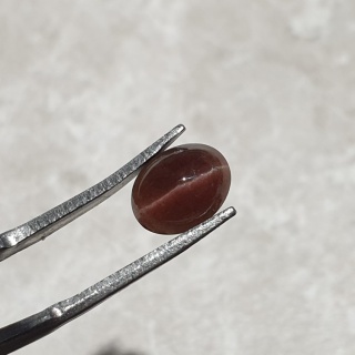 Skapolit kocie oko kaboszon 9x7 mm nr 275