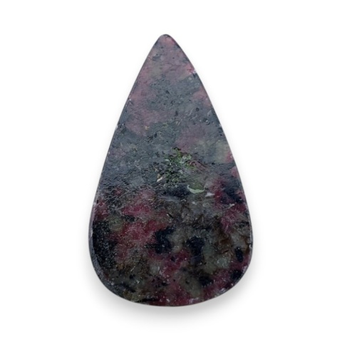 Eudialit kaboszon 28x16 mm nr 71