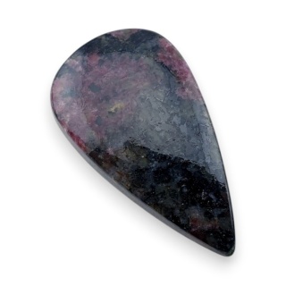 Eudialit kaboszon 30x17 mm nr 84