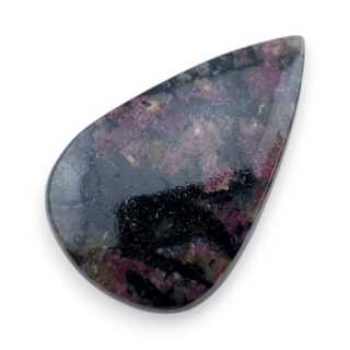 Eudialit kaboszon 32x20 mm nr 41