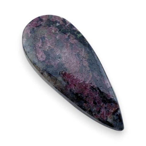 Eudialit kaboszon 33x14 mm nr 75