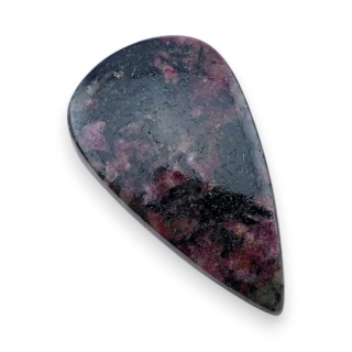 Eudialit kaboszon 33x19 mm nr 76