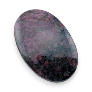 Eudialit kaboszon 33x21 mm nr 32