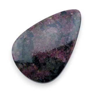 Eudialyte cabochon 34x22 mm no 55