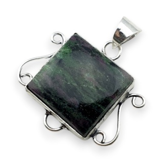 Rubin w zoisycie zawieszka 22x22 mm nr 46