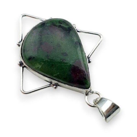 Rubin w zoisycie zawieszka 29x21 mm nr 54