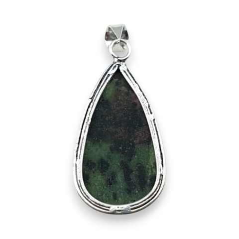 Rubin w zoisycie zawieszka 38x22 mm nr 68