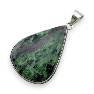 Ruby in zoisite pendant 40x29 mm no 25