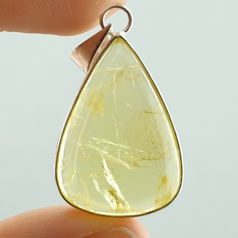 Lemon quartz pendant 31x22 mm no 57