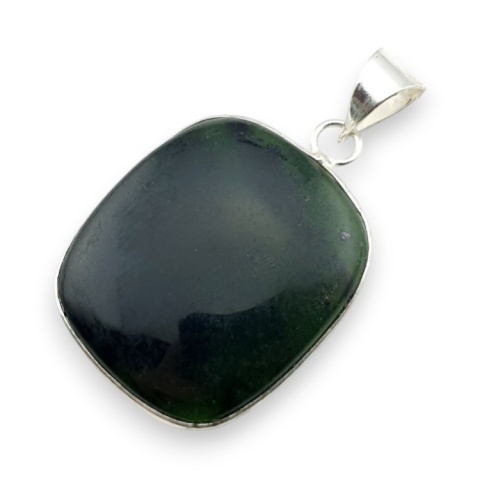 Nephrite pendant 31x27 mm no 44