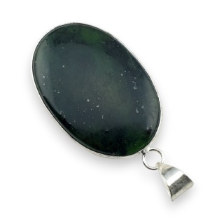 Nefryt zawieszka 39x26 mm nr 36