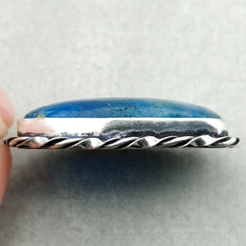 Apatite pendant 30x15 mm no 219