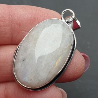 Kamień księżycowy zawieszka 30x21 mm nr 238