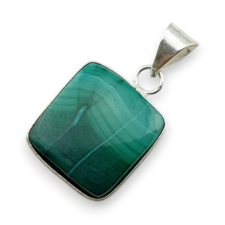 Malachite pendant 21x20 mm no 151