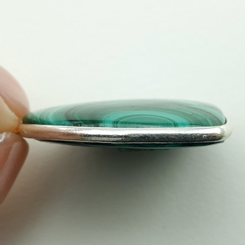 Malachite pendant 25x24 mm no 200