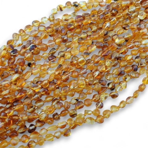 Bursztyn bałtycki bryłka 6-8 mm sznur 60 cm pomarańczowy