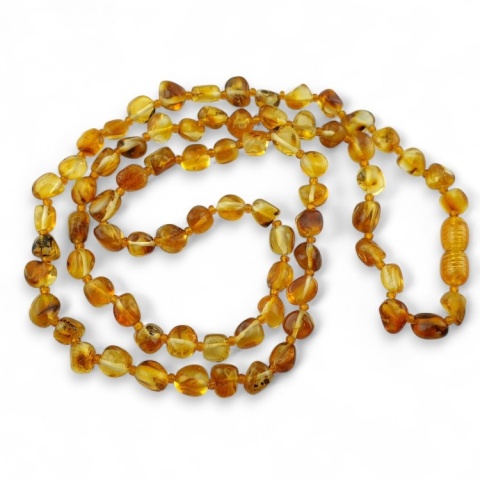 Bursztyn bałtycki bryłka 6-8 mm sznur 60 cm pomarańczowy
