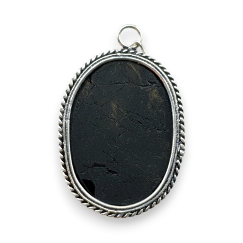 Czarny turmalin zawieszka 39x29 mm nr 322