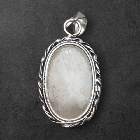 Moonstone pendant 25x16 mm no 314