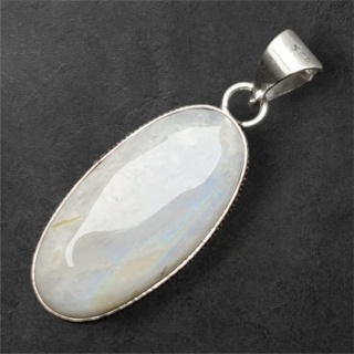 Kamień księżycowy zawieszka 31x16 mm nr 312