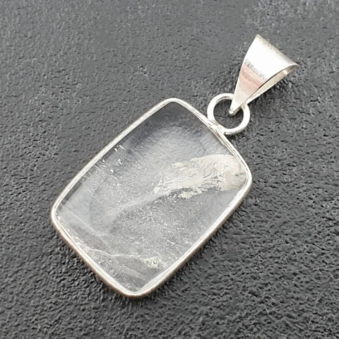 Rock quartz pendant 24x17 mm no 87