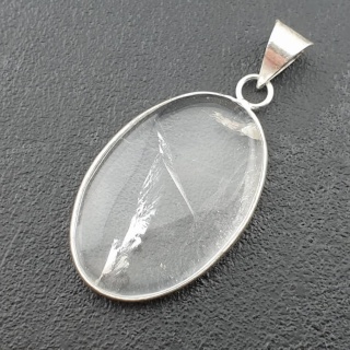 Kryształ górski zawieszka 35x23 mm nr 55
