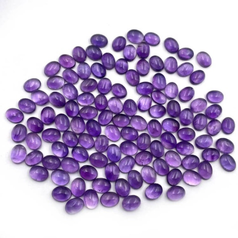 Amethyst cabochon 8x6 mm 1 pc