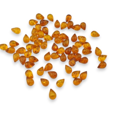 Baltic amber teardrop cabochon 6x4 mm 1 pc
