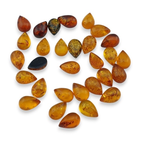 Baltic amber teardrop cabochon 9x6 mm 1 pc