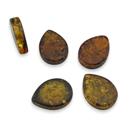 Bursztyn bałtycki płaska łezka 16x12 mm 1 szt zielona
