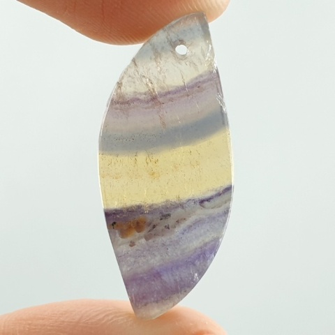 Fluoryt kaboszon z dziurką 29x12 mm nr G100