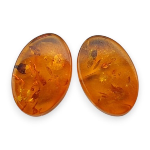 Bursztyn bałtycki płaski owal para 12x8 mm nr 198
