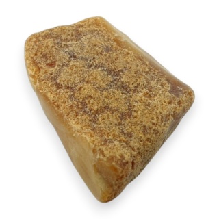 Baltic amber raw nugget 21x15 mm no 32