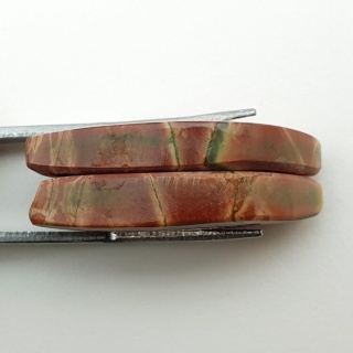 Jaspis cherry creek para kaboszonów z dziurką 32x14 mm nr P349