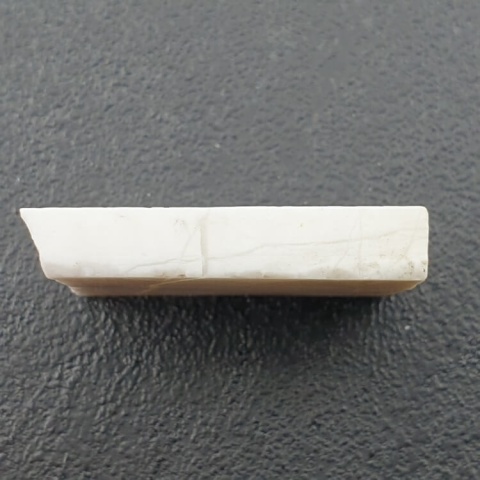Howlit cięty surowy 29x18 mm nr 51
