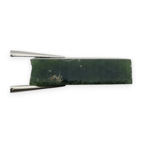 Jadeit nefryt cięty surowy 22x17 mm nr 67