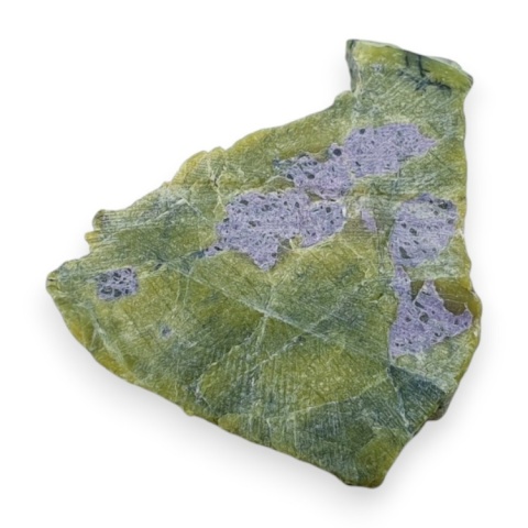 Atlantysyt cięty surowy 26x24 mm nr 154