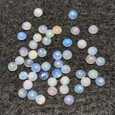 Opal from Ethiopia cabochon dia. approx. 4 mm 1 pc