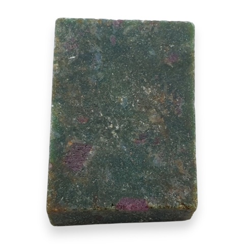 Rubin w fuchsycie cięty surowy 31x21 mm nr 61