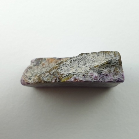 Stichtite cut raw 20x20 mm no 103
