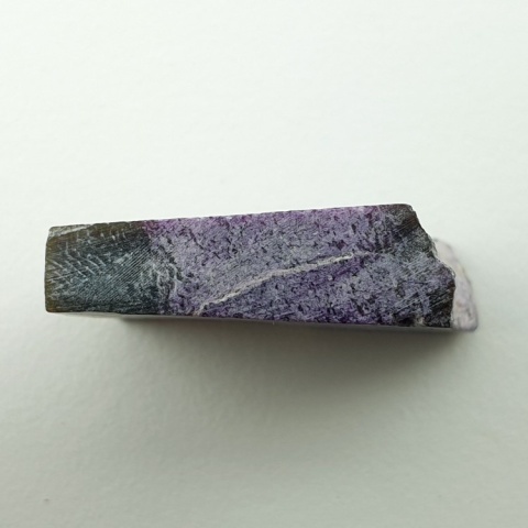 Stichtite cut raw 25x19 mm no 30