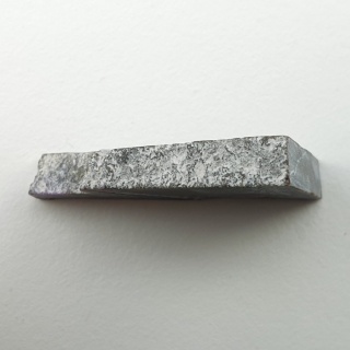Stichtyt cięty surowy 27x17 mm nr 50