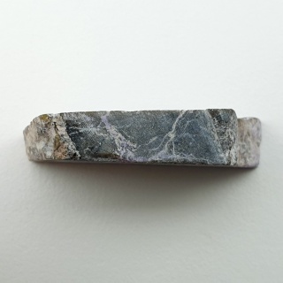 Stichtyt cięty surowy 32x17 mm nr 77