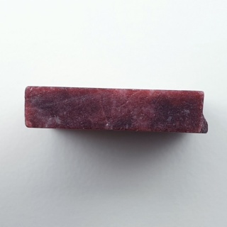 Thulit cięty surowy 25x24 mm nr 190