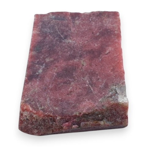 Thulit cięty surowy 26x24 mm nr 188