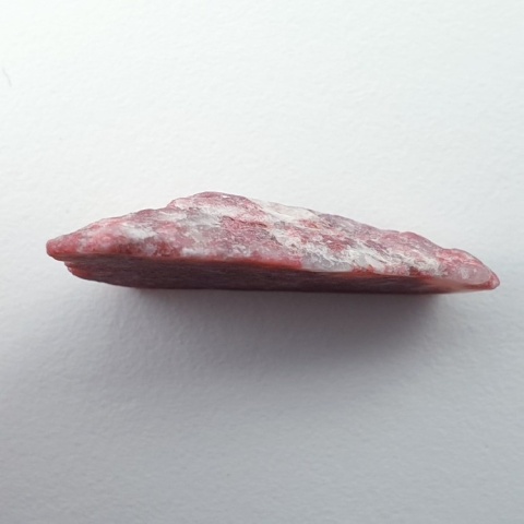 Thulit cięty surowy 27x19 mm nr 127